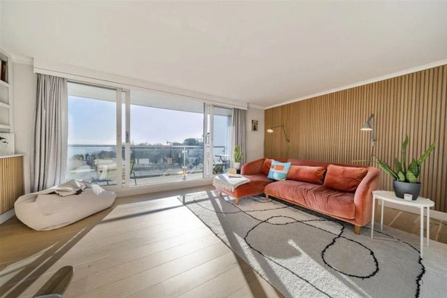8 Danby Heights Close, Torquay photo 4