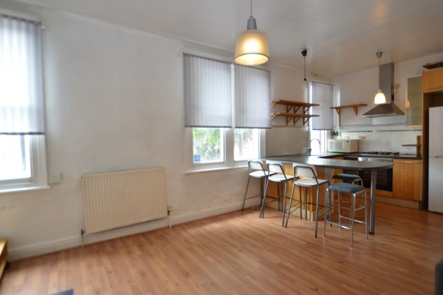 537A, Sheffield photo 3