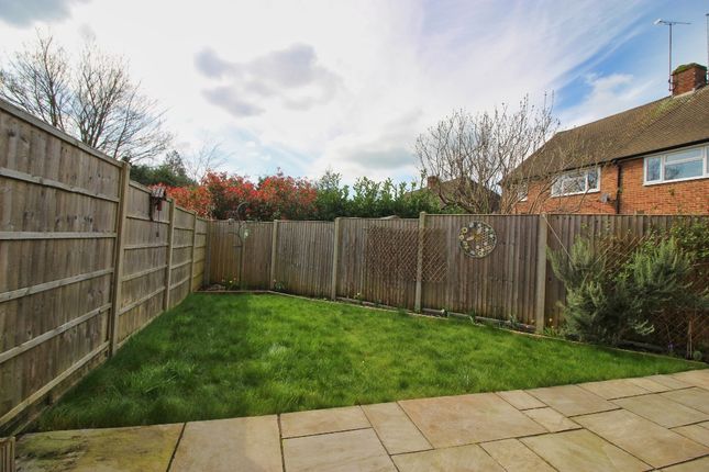 End terrace house for sale in Collet Road, Kemsing