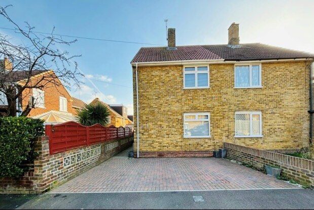 Thumbnail Semi-detached house to rent in Eastling Close, Gillingham