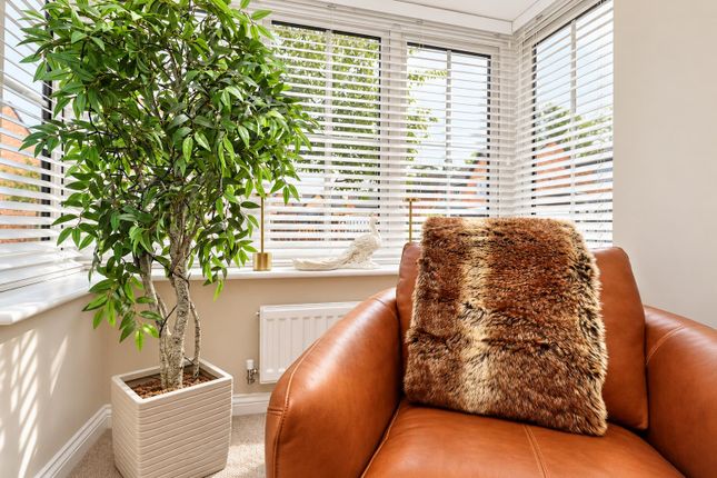 16, Elderberry Close, Newton Aycliffe photo 4