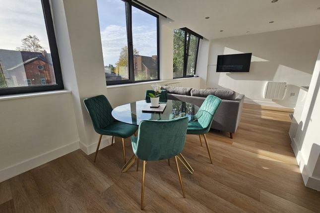 Flat for sale in Alexander House, Manchester