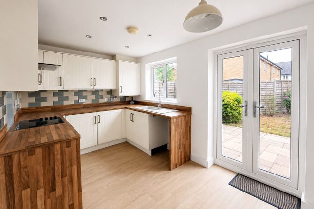 74, Legerton Drive, Clacton-on-Sea photo 4