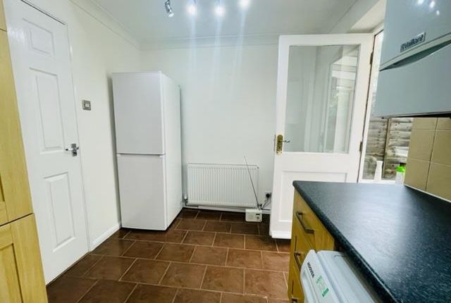 70, Dale Close, COLCHESTER photo 5