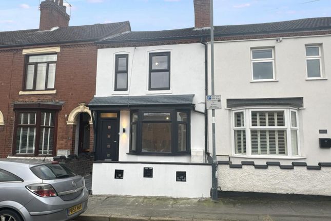 Thumbnail Terraced house for sale in Oxford Street, Rugby