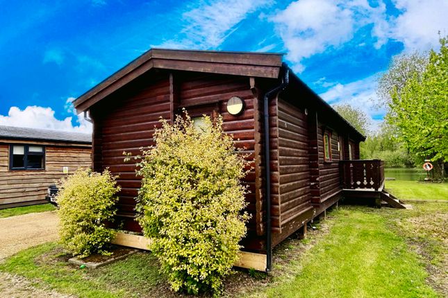 Thumbnail Lodge for sale in Holme Road, King's Lynn