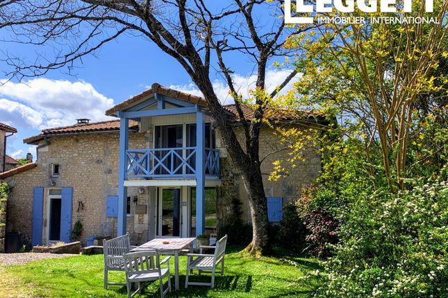 Thumbnail Villa for sale in Nonac, Charente, Nouvelle-Aquitaine