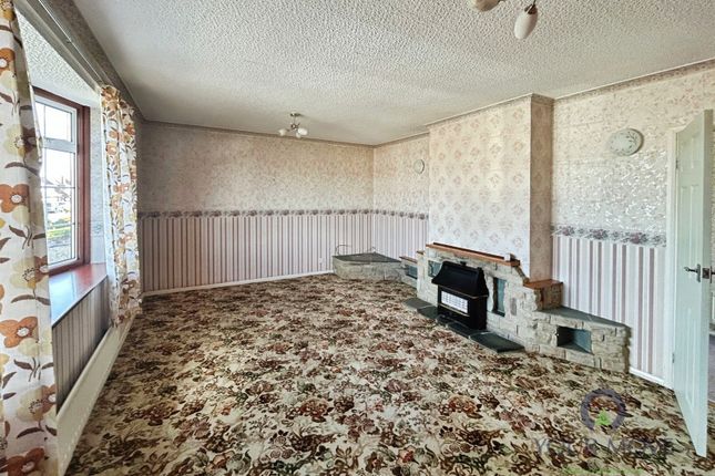 24, Winchester Drive, Swadlincote photo 4