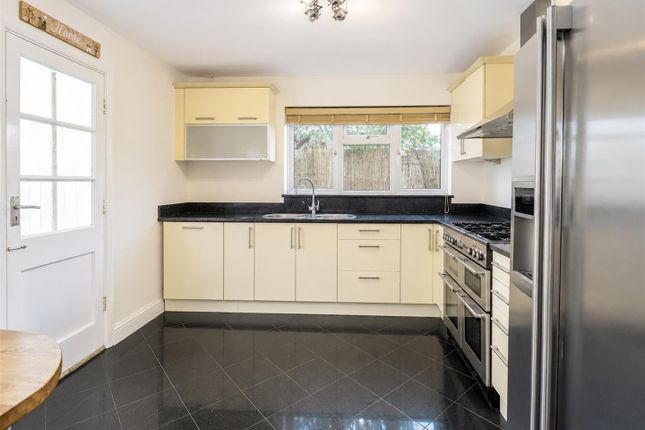 2, Alanbrooke Road, Colchester photo 4