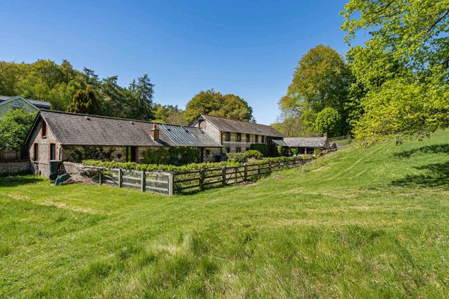 Warren Farm,, Basingstoke Road, Alton photo 3