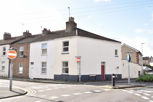 Thumbnail End terrace house for sale in Eastbourne Road, Taunton