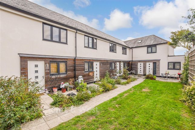 1-bed flat on Earlswood House, Woodlands Road, Redhill, £200,000