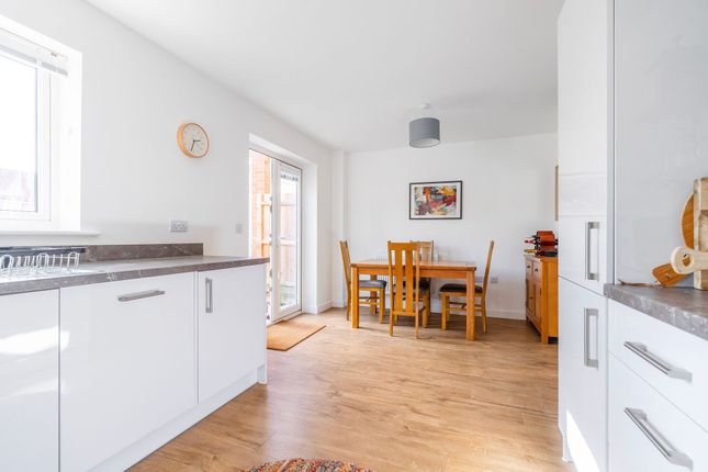 1 Wintergreen Way, Norwich photo 4