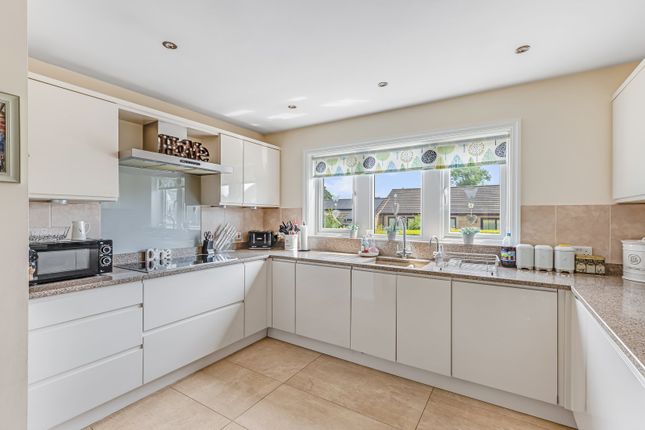 30, Browsfield Road, Ilkley photo 4