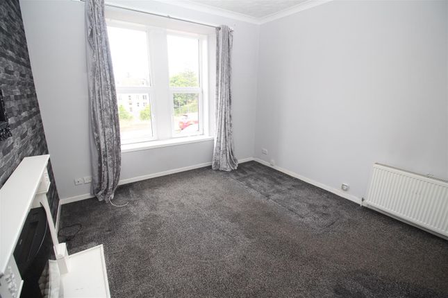 15B, Dempster Street, Greenock photo 4