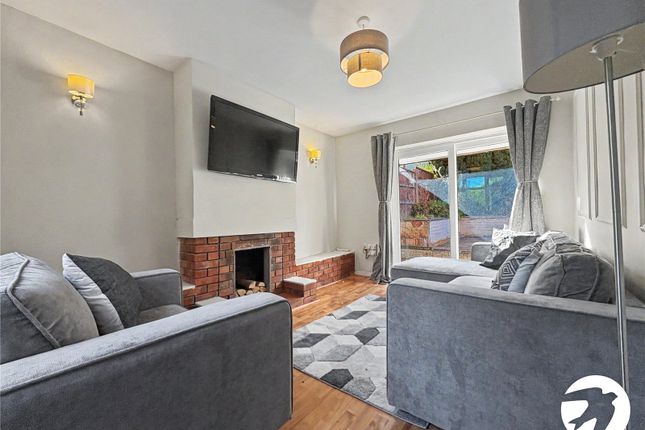 83, Eden Avenue, Kent photo 2