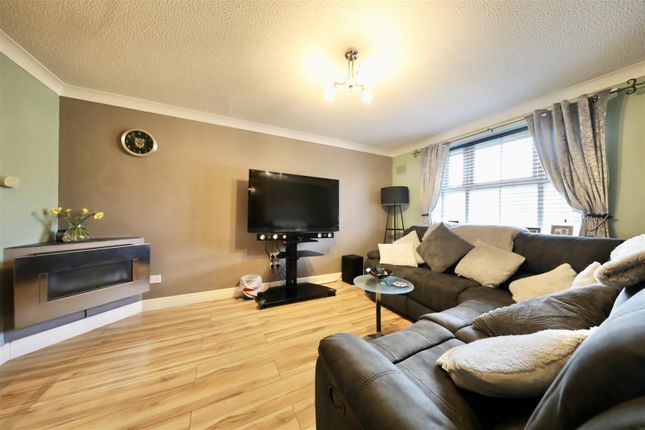 2, Beamsley Way, Hull photo 2