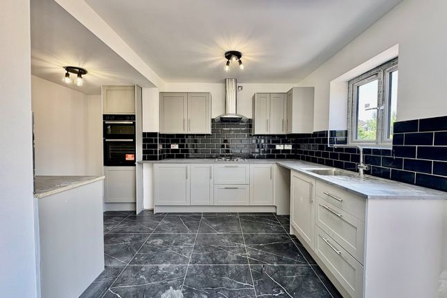 67, Queens Road, Dudley photo 5
