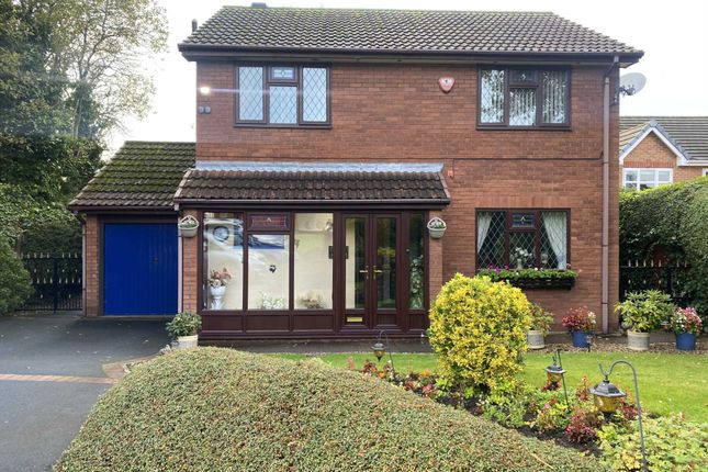 Thumbnail Detached house for sale in Holme Crescent, Royton