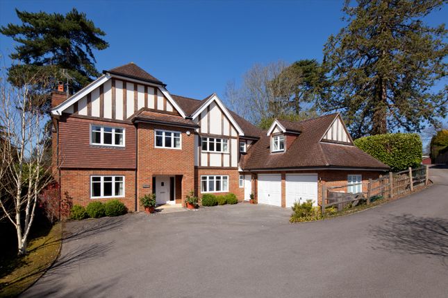 Detached house for sale in Linden Chase, Sevenoaks, Kent