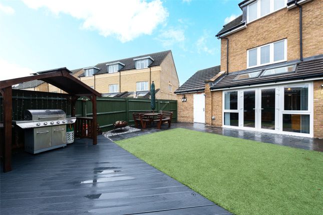 End terrace house for sale in Stone House Lane, Dartford, Kent