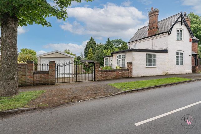 Thumbnail Semi-detached house for sale in Swanlow Lane, Winsford