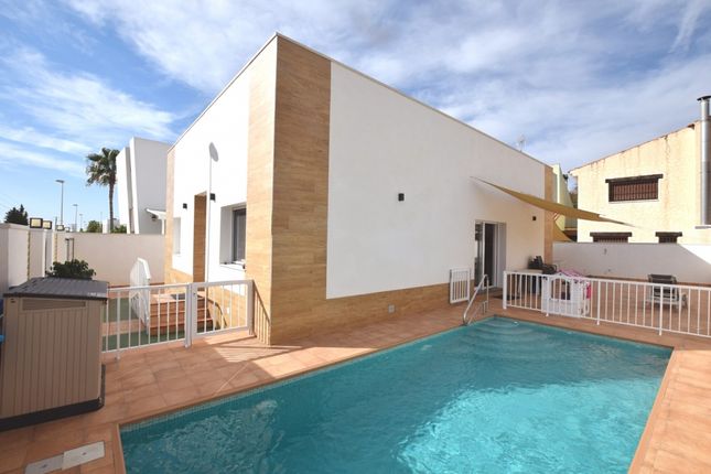 Villa for sale in Almoradí, Alicante, Spain