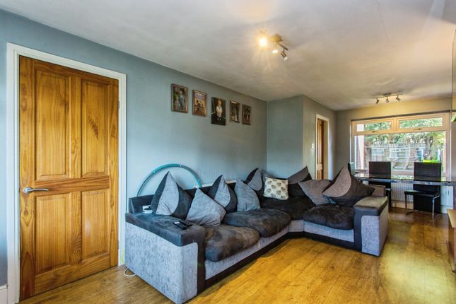 20, Ranaldsway, Leyland photo 4