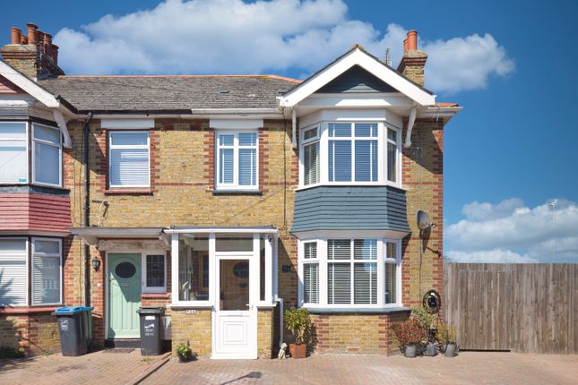 3-bed terraced on 56, Warten Road, Kent, £440,000