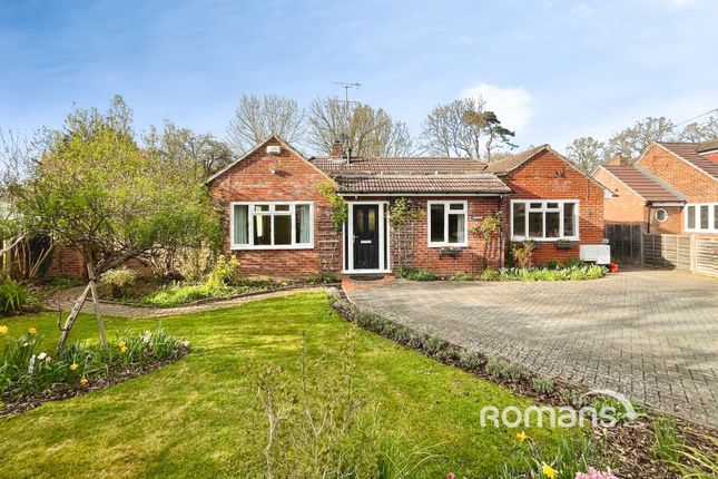 4-bed house on Ferndown,, Oaklea Drive, Hook, £730,000