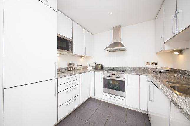 Thumbnail Flat to rent in Westgate Apartments, 14 Western Gateway, London