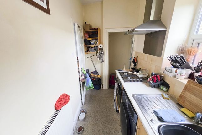 5, Oak Road, Huddersfield photo 5