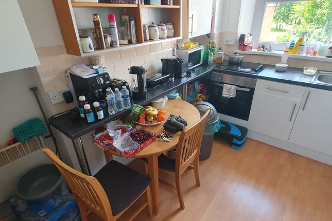 19 North Luton Place F4, F4, 19 North Luton Place, Adamsdown, Cardiff photo 5