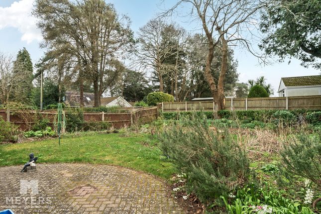 Oaklands, 39 Albert Road, Ferndown photo 2