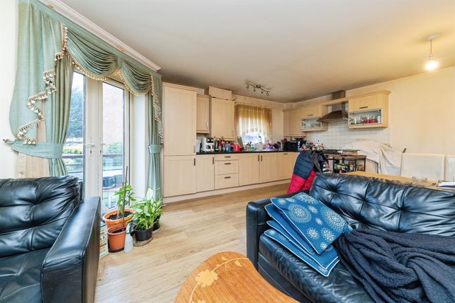 10, Berwick Place, Welwyn Garden City photo 2