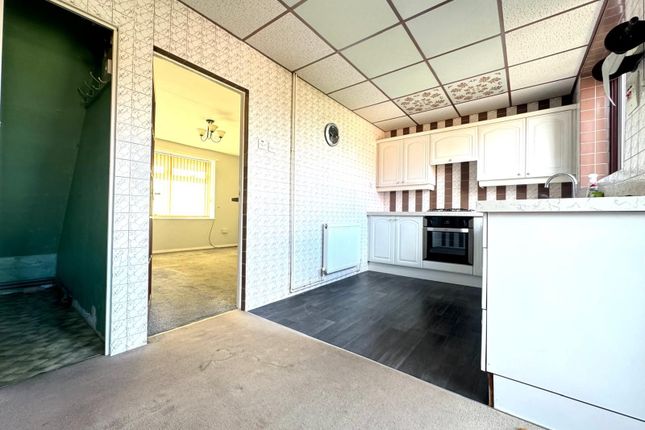 118 Usk Road, South Ockendon photo 3