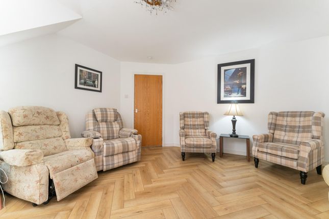 1/2, 2, Manse Gardens, Glasgow photo 4