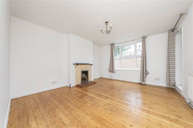 2 Byfield Court, Malden Way, New Malden photo 2