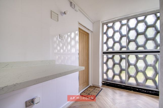 Flat 5, Blossomfield Court,, Blossomfield Close, West Midlands photo 3