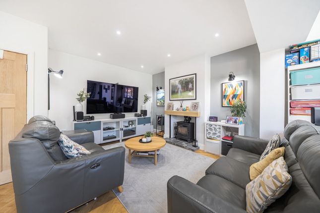 62, Gerda Road, London photo 4