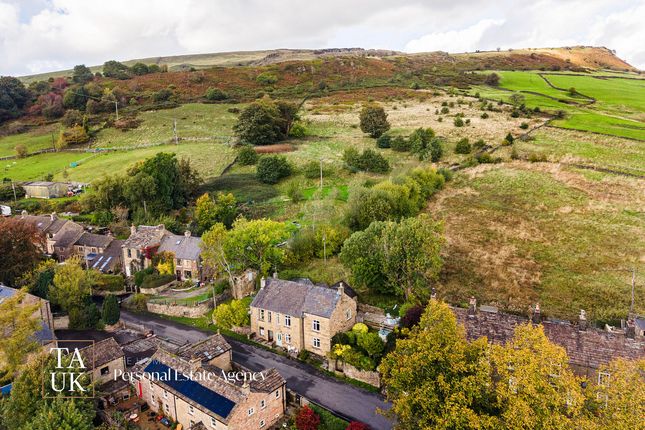 Stubbins Lane, High Peak photo 4