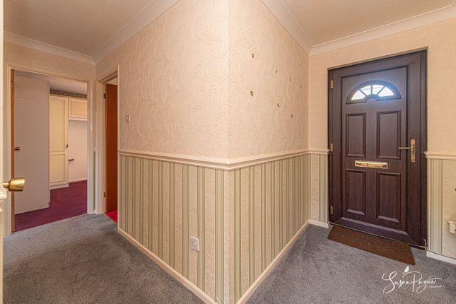 18 Lark Rise, Newport photo 3