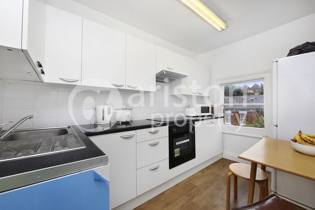 Room 3, 1st Floor Front, 56, Langdon Park Road, Highgate photo 2