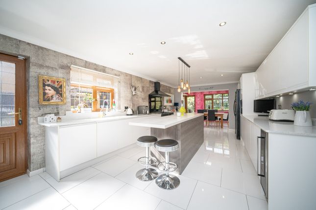 22 Chesham Road, Hemel Hempstead photo 3