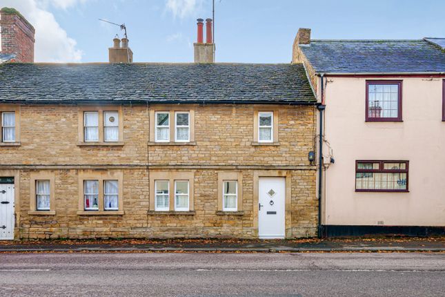 Thumbnail Terraced house for sale in Calcutt Street, Cricklade, Wiltshire