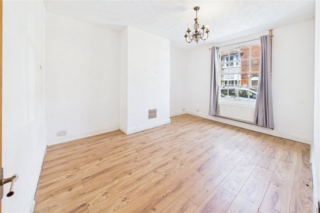 21, Pound Street, Berkshire photo 2