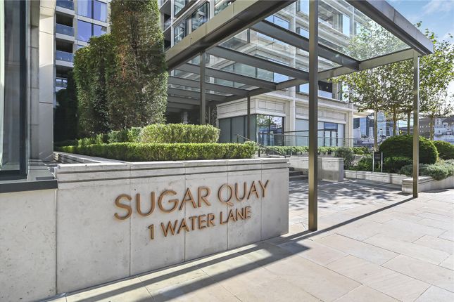 Flat for sale in Sugar Quay, 1 Water Lane, London