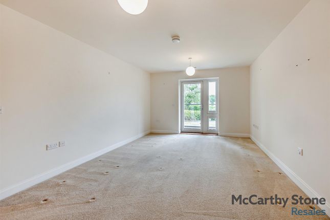 10 Weavers House, Highgate Hill, Hawkhurst photo 4