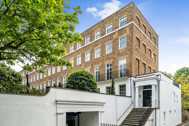 Flat to rent in Earls Terrace, Kensington