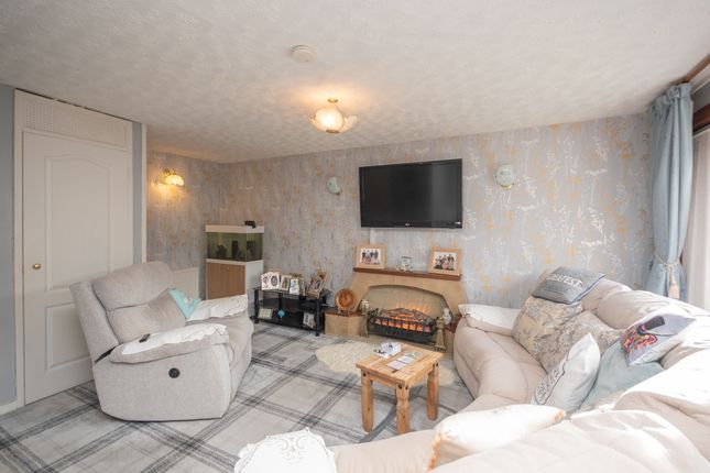 Skye Drive, Cumbernauld photo 4